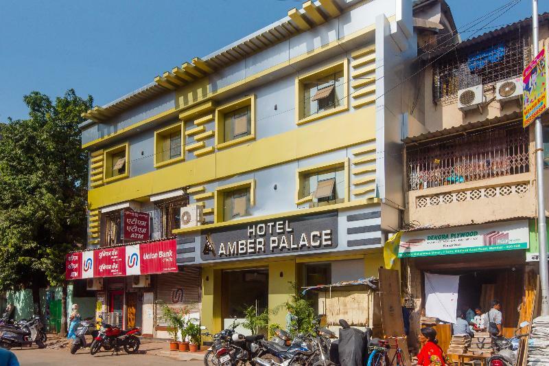 Hotel Oyo 18981 Amber Palace 3*
